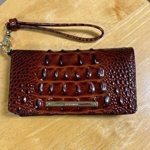 Nwot Brahmin wristlet wallet